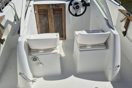 beneteau_12.jpg